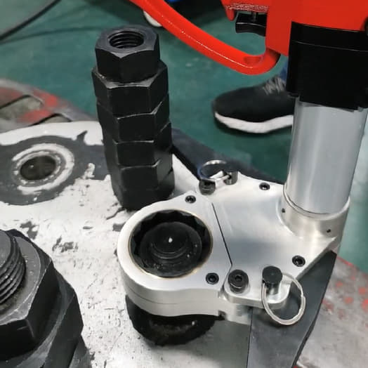 Boost Efficiency and Versatility with Nut Runner Accessories, Side