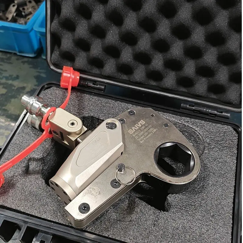 Low Profile Hydraulic Torque Wrenches-1.webp