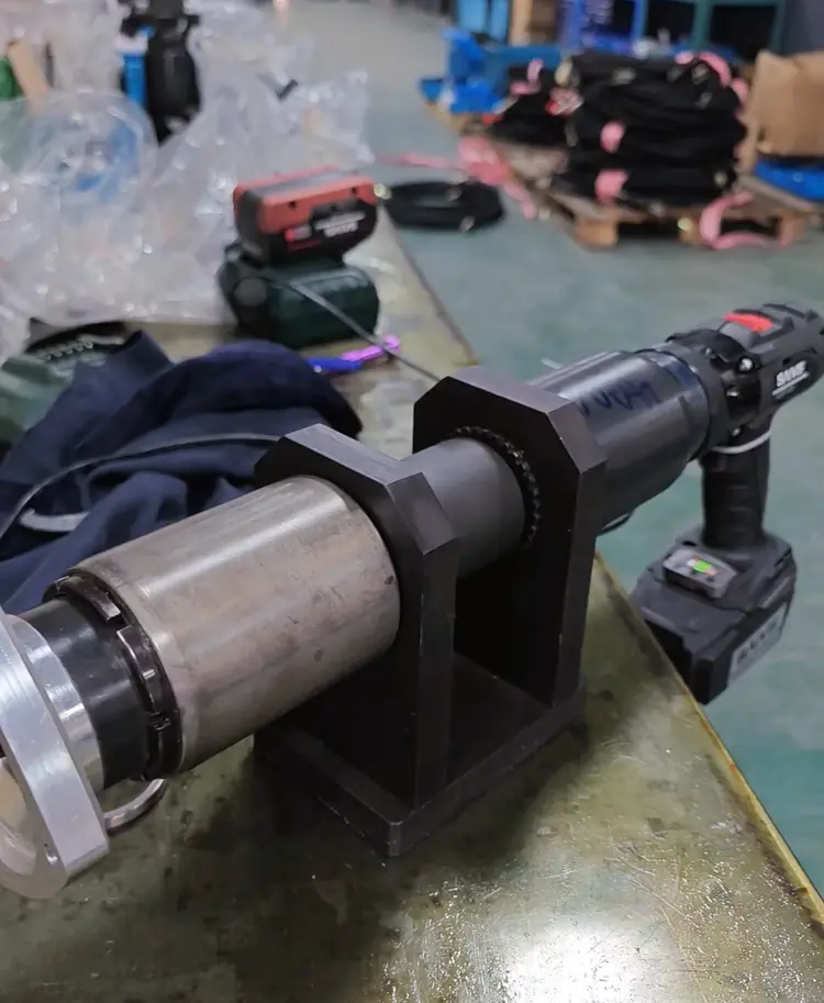battery-powered-brushless-torque-wrench-guide-2.webp
