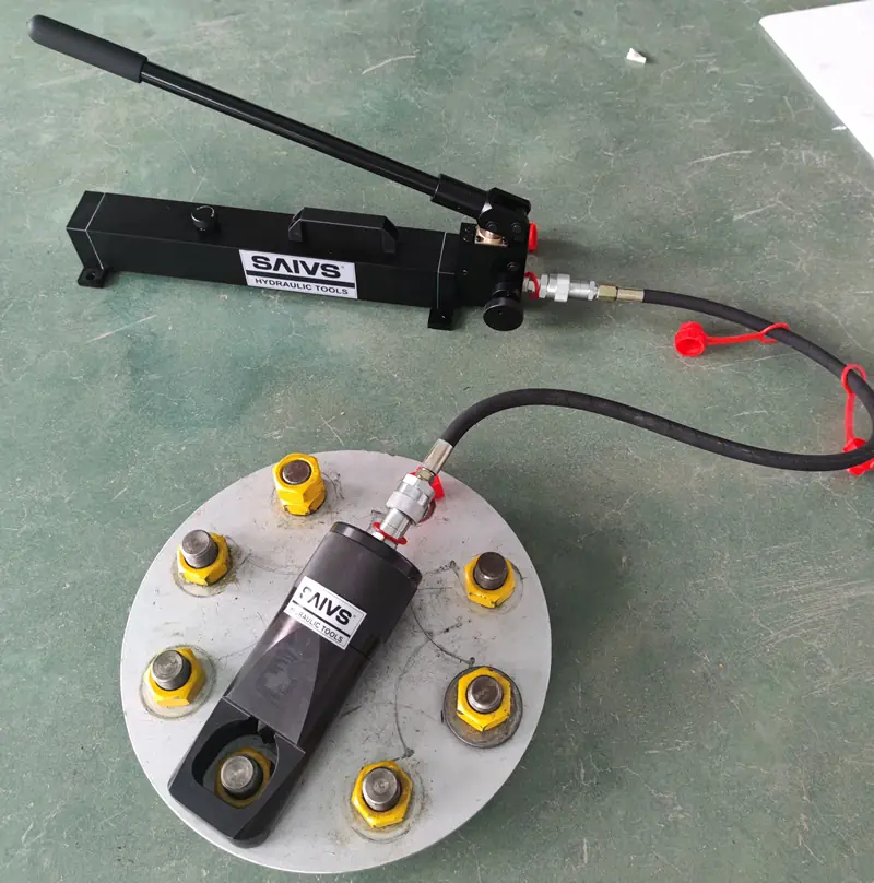 High Force Output Flange Spreaders for Safe and Efficient Industrial Maintenance