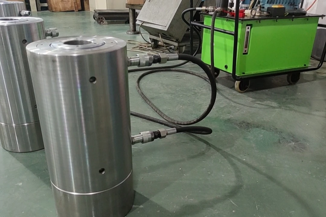 What to Lubricate Hydraulic Rams With?(Images1) What to Lubricate Hydraulic Rams With.webp